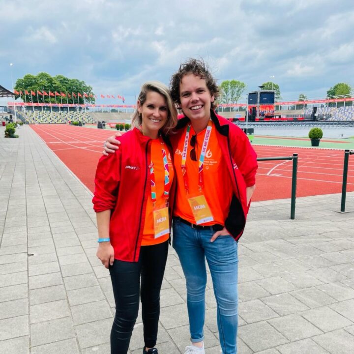 Collega's Op Locatie Bij De Twentse Spelen