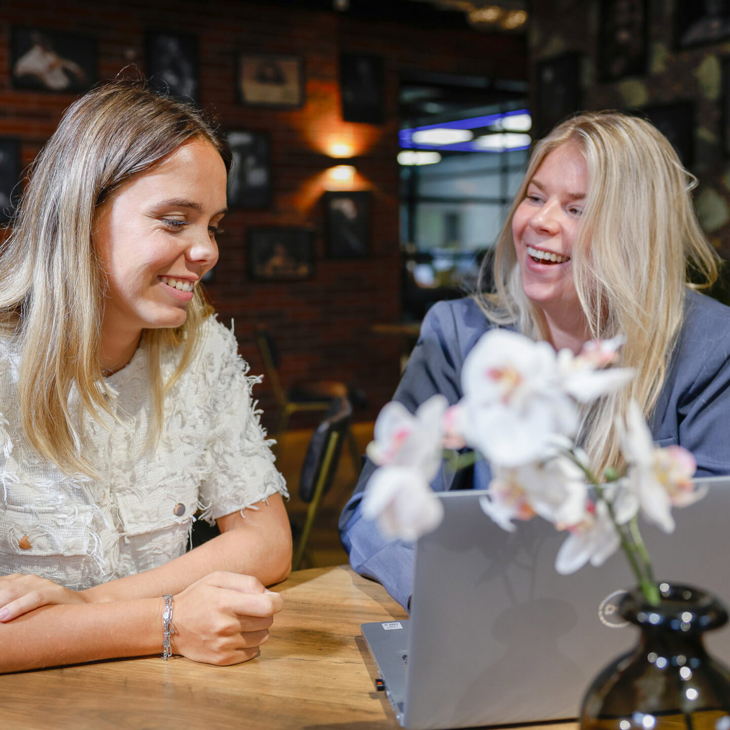 Caminde En Aniek Van Dtch Digitals Zetten In Op Leadgeneratie Via Linkedin