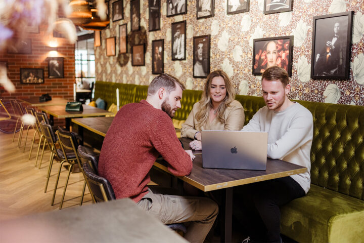 Webinars kunnen in elke tijdzone gegeven worden