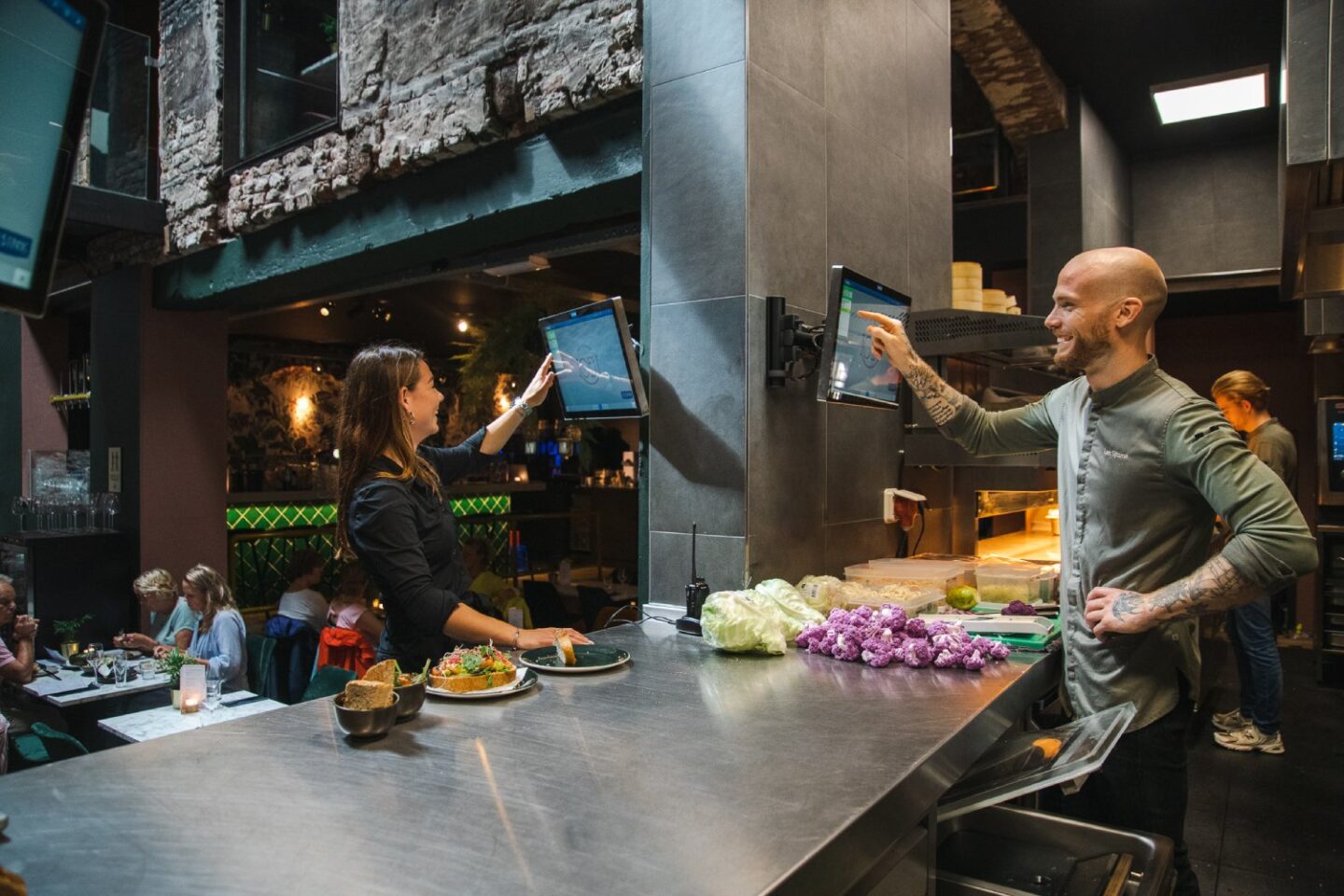 Loev Kitchen Manager Met Booq
