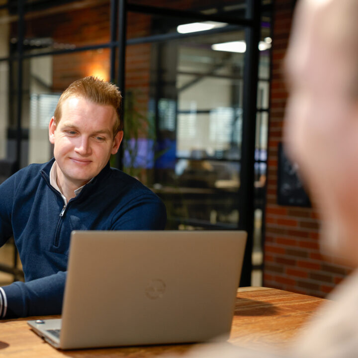 Collega Bas Kenkhuis Is Gespecialiseerd In Seo En Ai En Weet Alles Van Gemini En Ranken In Ai